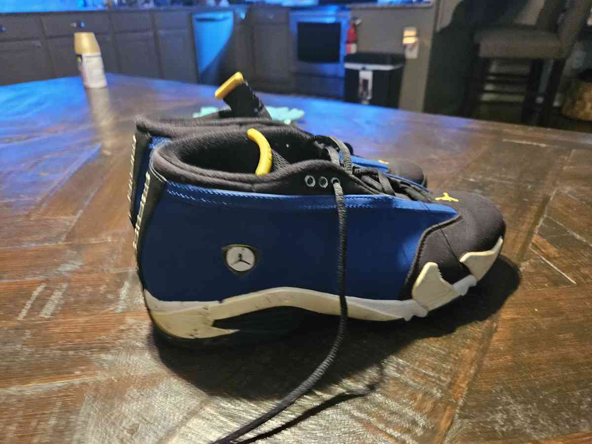 Jordans - Ball, Louisiana - FleaMarketBay