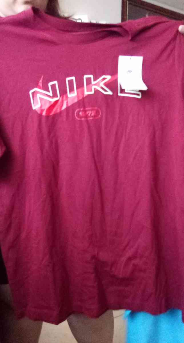Mens Nike Apparel Brand New - San Antonio, Texas - FleaMarketBay