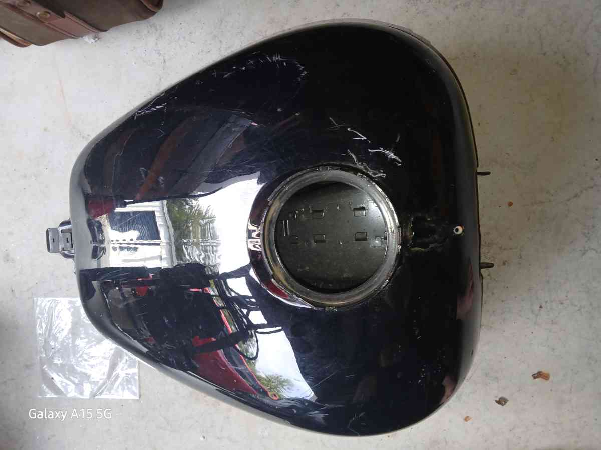 Harley Davidson Gas Tank - Manchester, New Hampshire - FleaMarketBay
