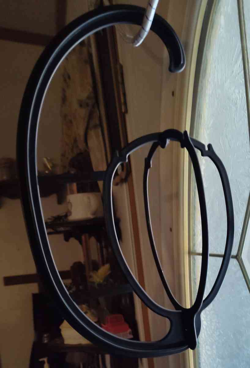 Hanging Wig holders buy 5 for 10 - Morganton, North Carolina - FleaMarketBay