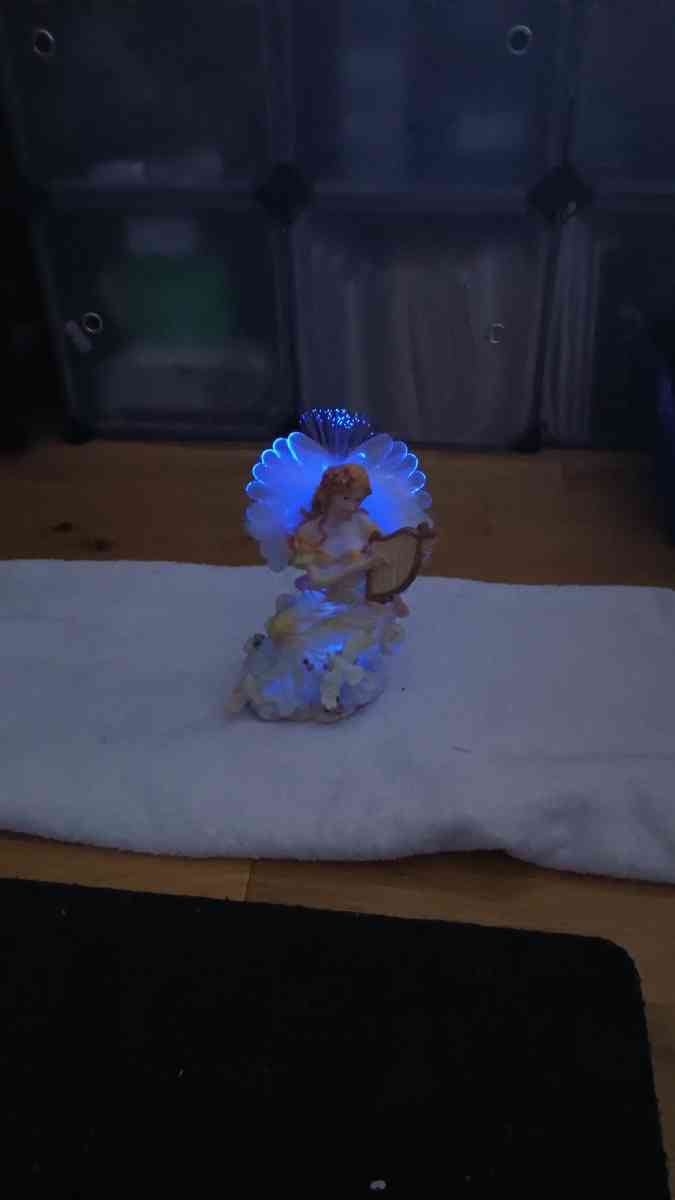 Angel change colors - Glen Cove, New York - FleaMarketBay