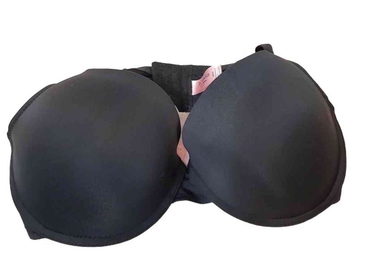 Juicy Couture NWT Bra Set Pink W Logo  Black Size 40C - Chicago Heights, Illinois - FleaMarketBay