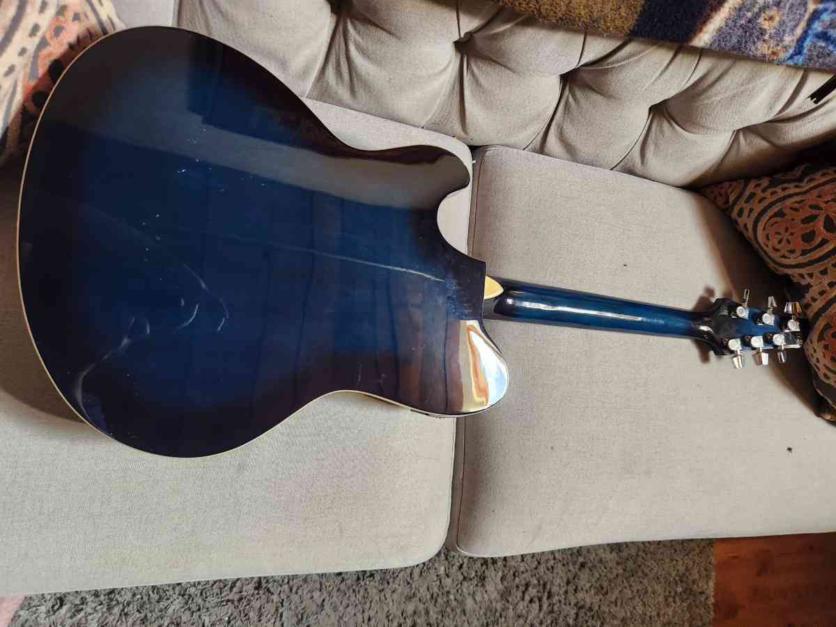 acoustic electric guitar - Clinton, Massachusetts - FleaMarketBay