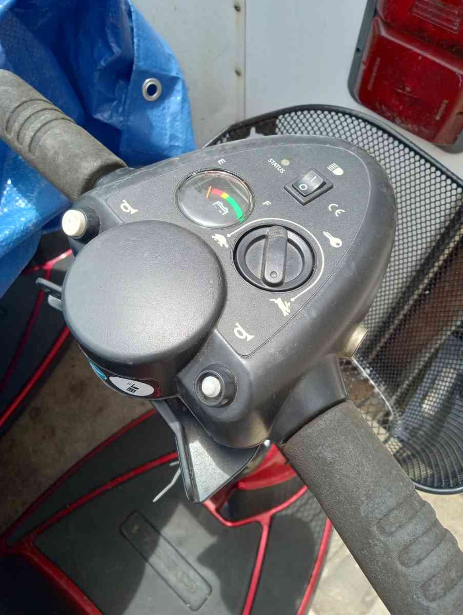 scooters - Fort Pierce, Florida - FleaMarketBay