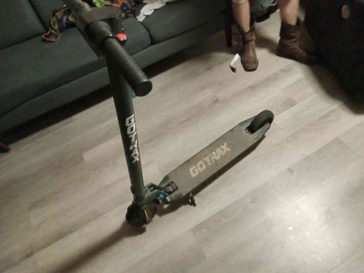 scooter - Frankfort, Kentucky