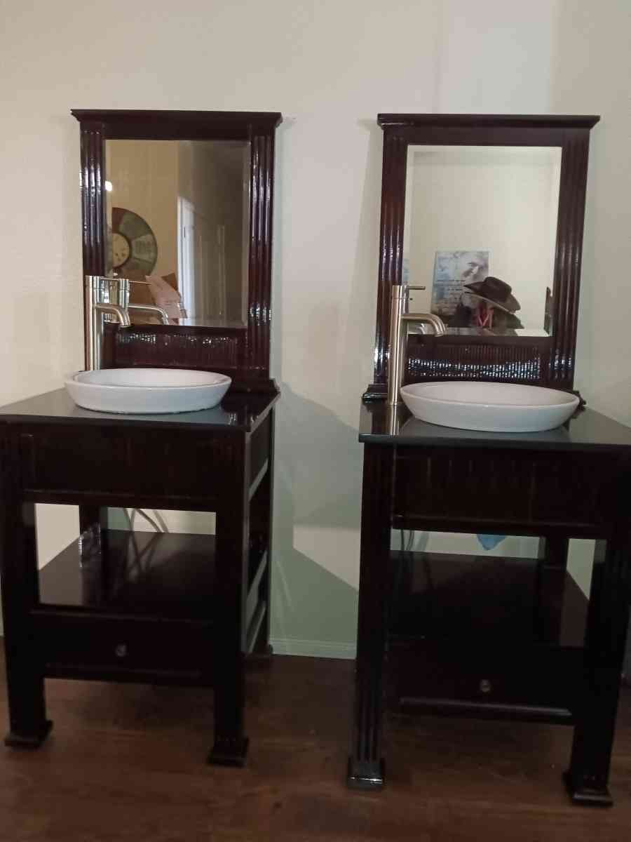 Elegant Stylish Wooden Vanities - Fort Stockton, Texas