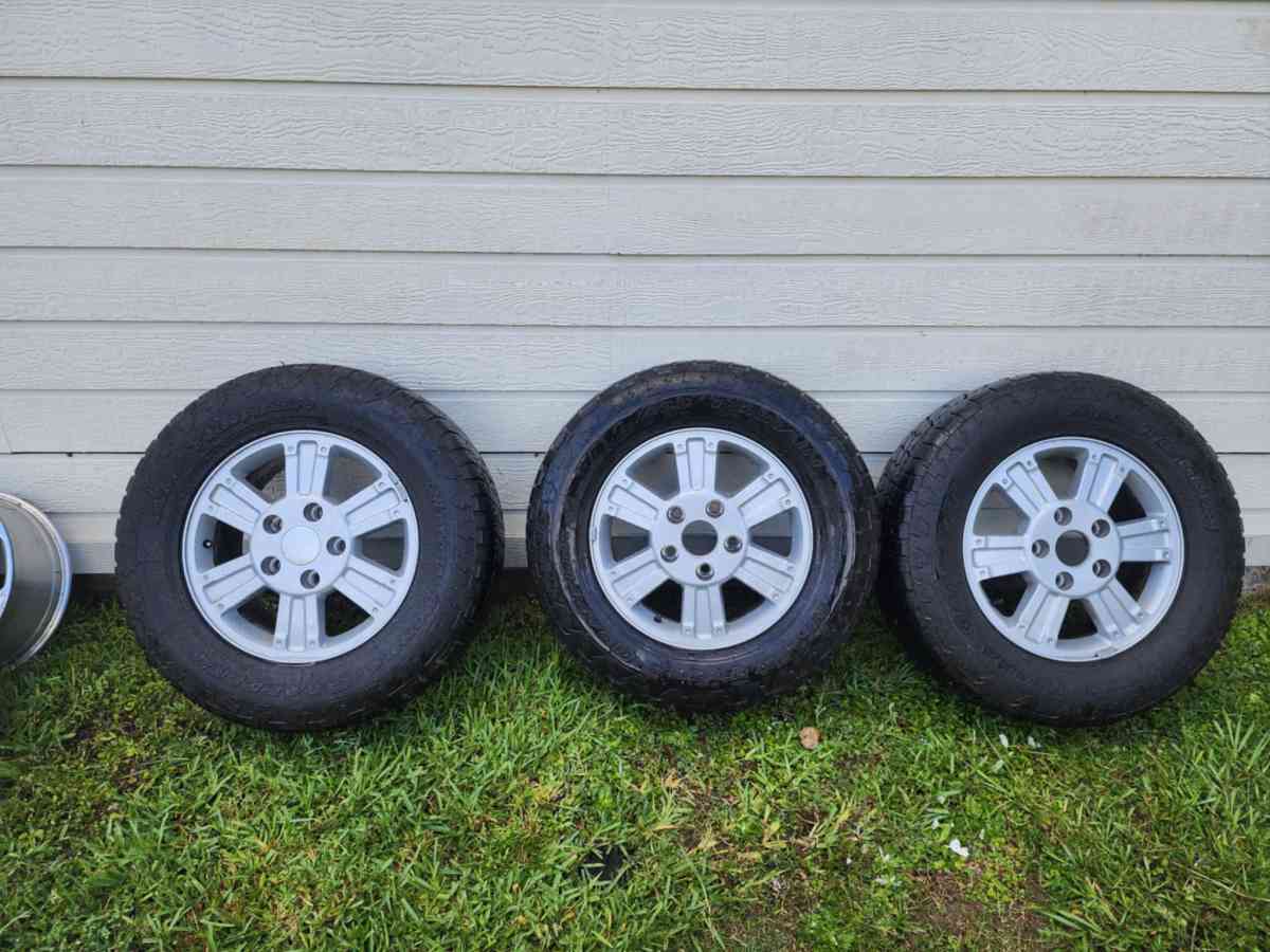 3 wheels and tires - Porter, Texas