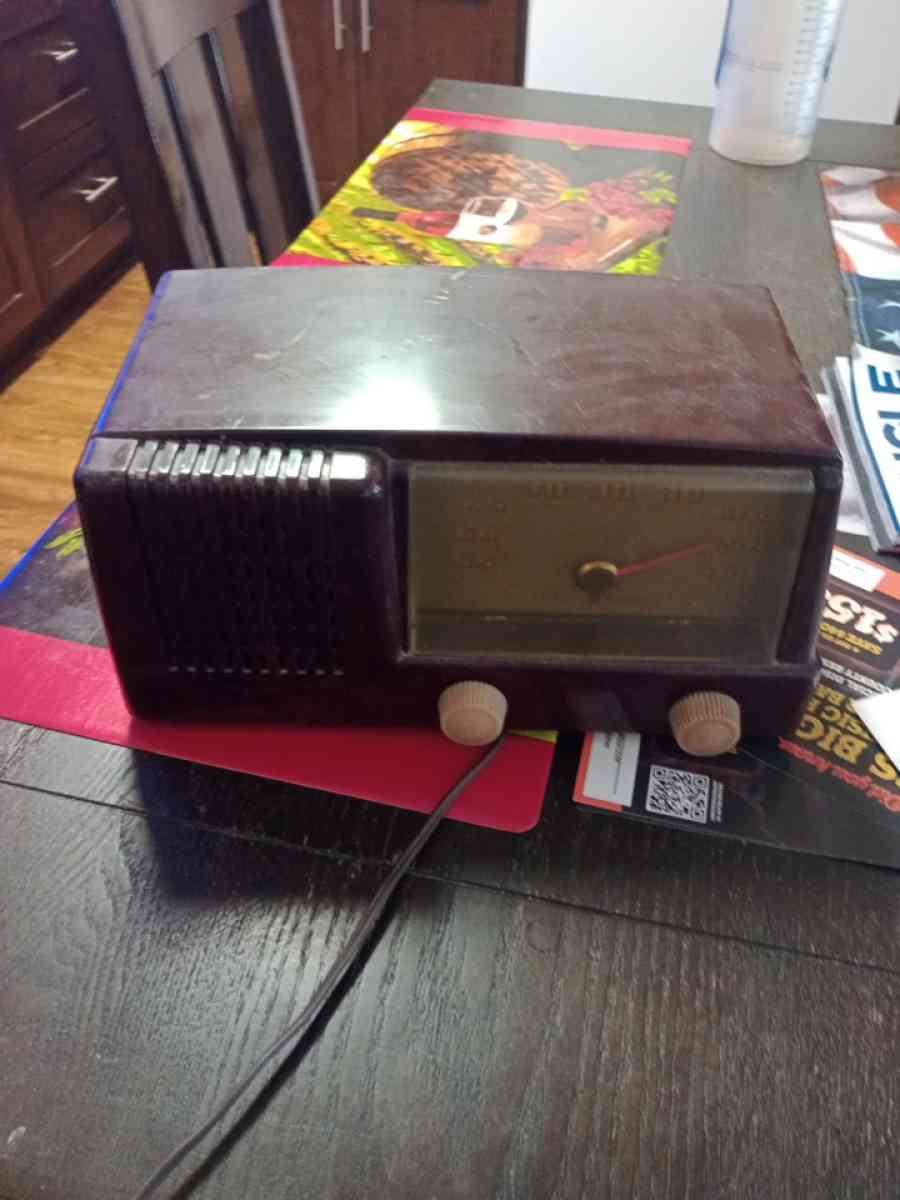 Antique 1950s GE AM Raido - Grantsville, Utah