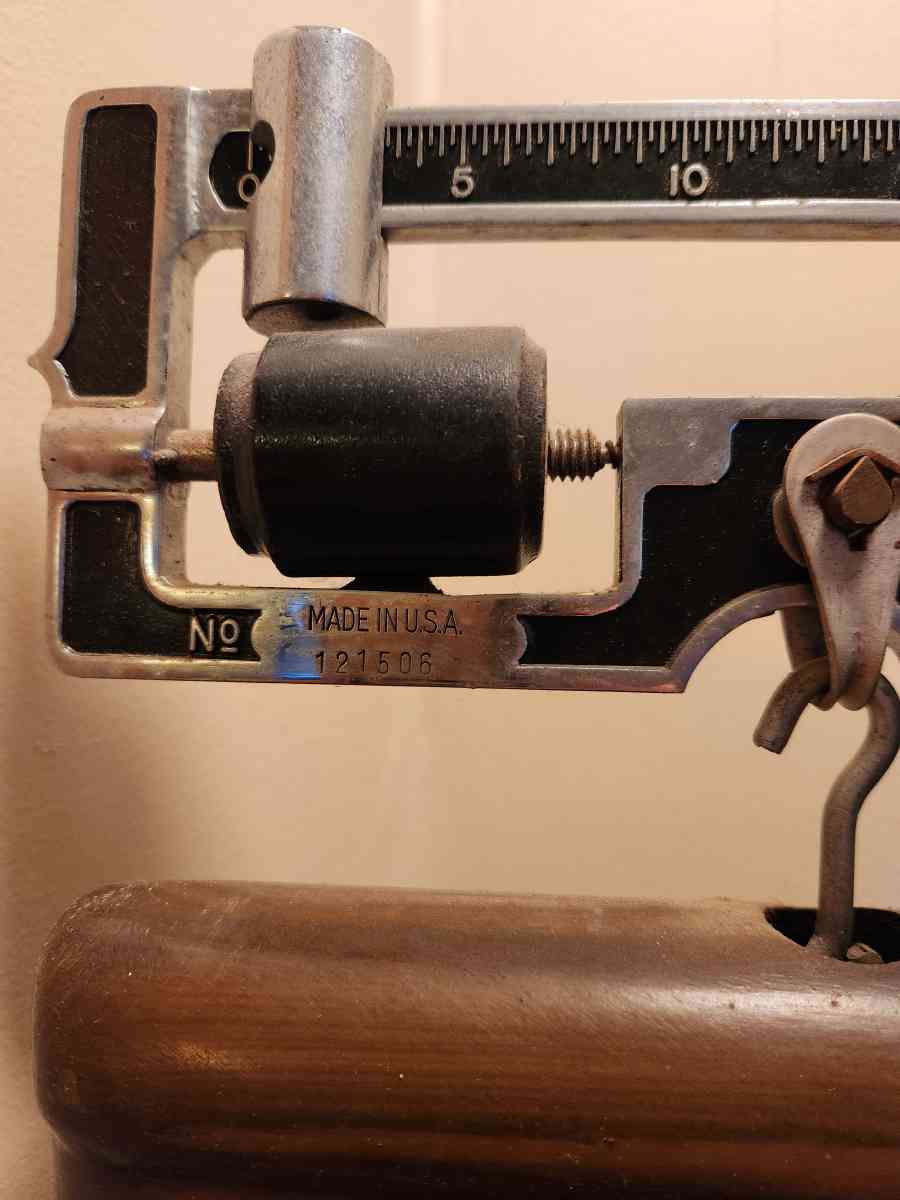 Antique Doctors Scale Continental Scale Works - Lorain, Ohio - FleaMarketBay