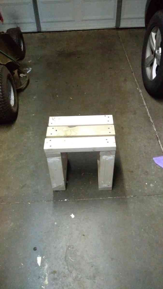 small stool are Bench - Greenville, South Carolina - FleaMarketBay