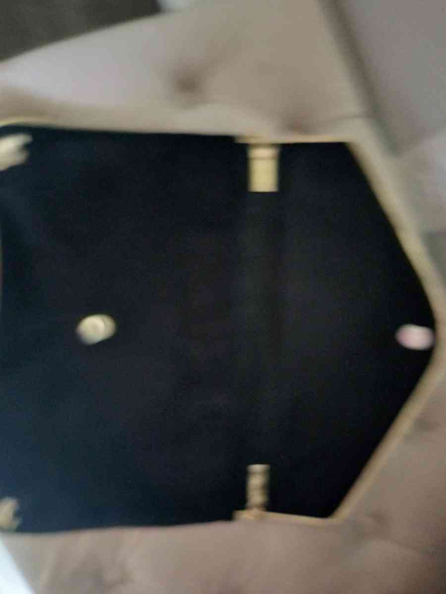 women purse - Topeka, Kansas - FleaMarketBay