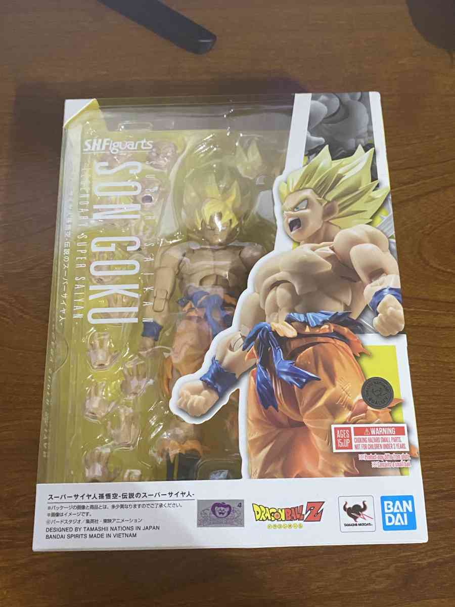super saiyan goku figure - Zebulon, North Carolina - FleaMarketBay