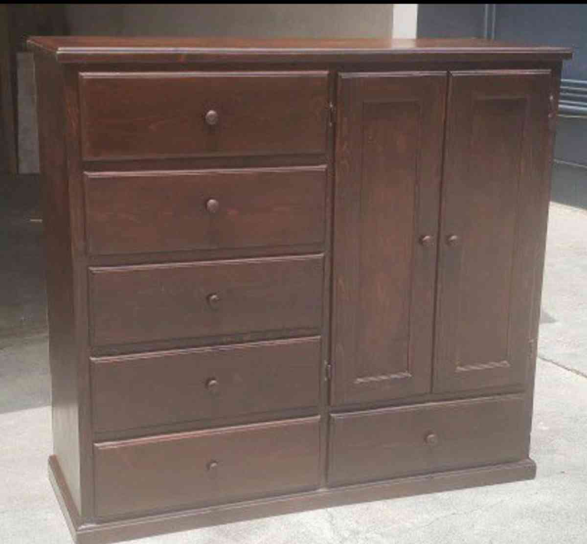 cagoneras madera y aglomerado - Bellflower, California - FleaMarketBay