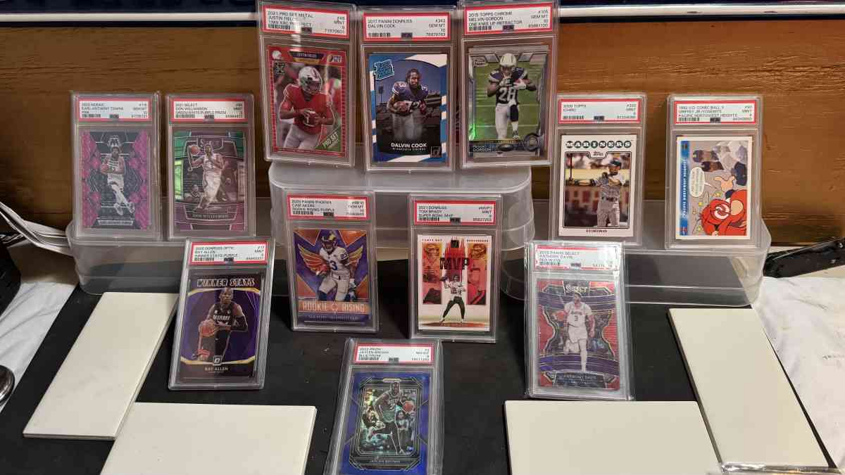 sports cards team player or sport - Pocatello, Idaho - FleaMarketBay