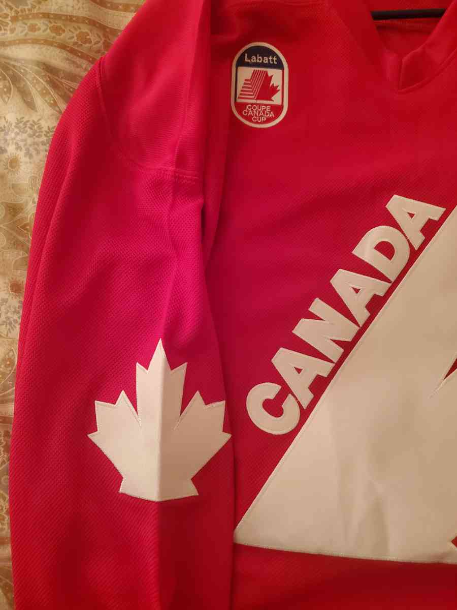 Wayne Gretzky Canada Cup Jersey XL - Port Jefferson Station, New York - FleaMarketBay