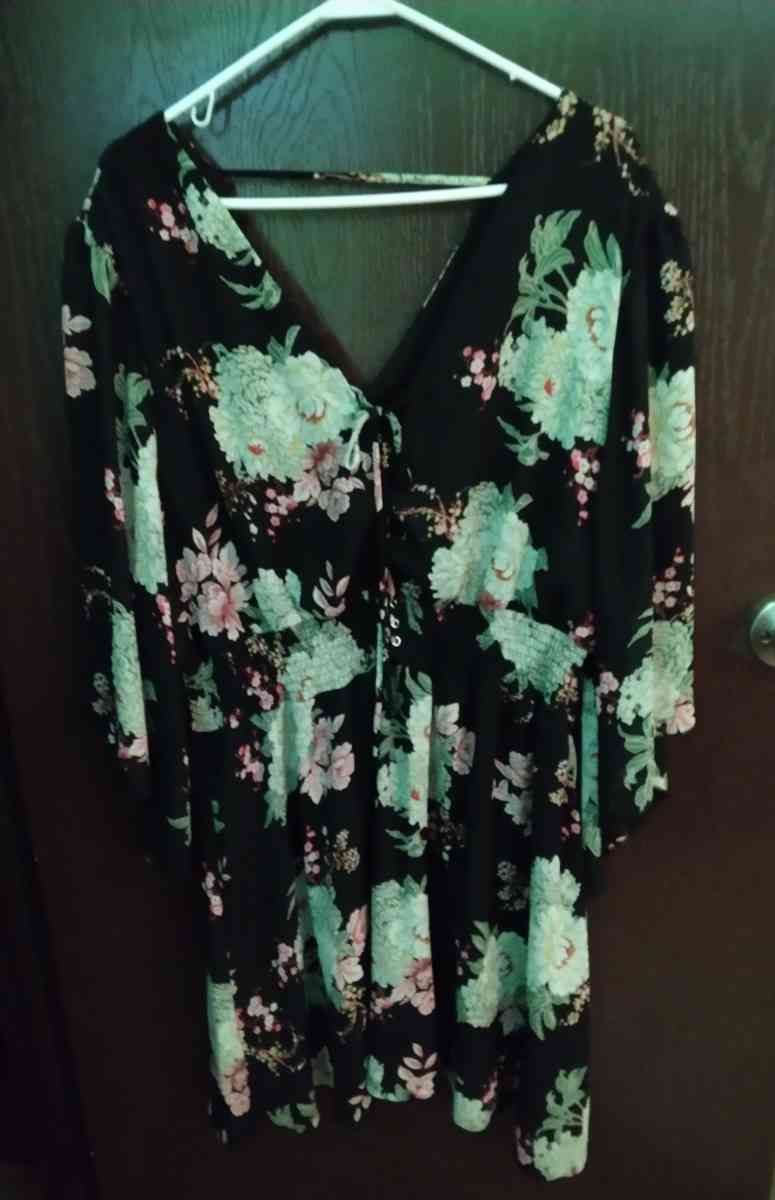 cute summer dresses - Fayette, Ohio - FleaMarketBay