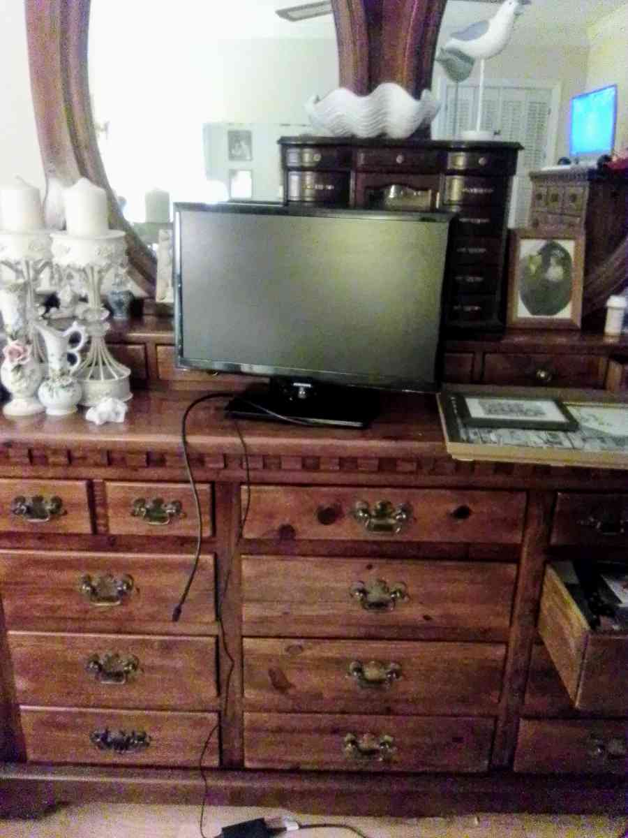 Samsung Smart TV 24 inch - Summerville, South Carolina - FleaMarketBay