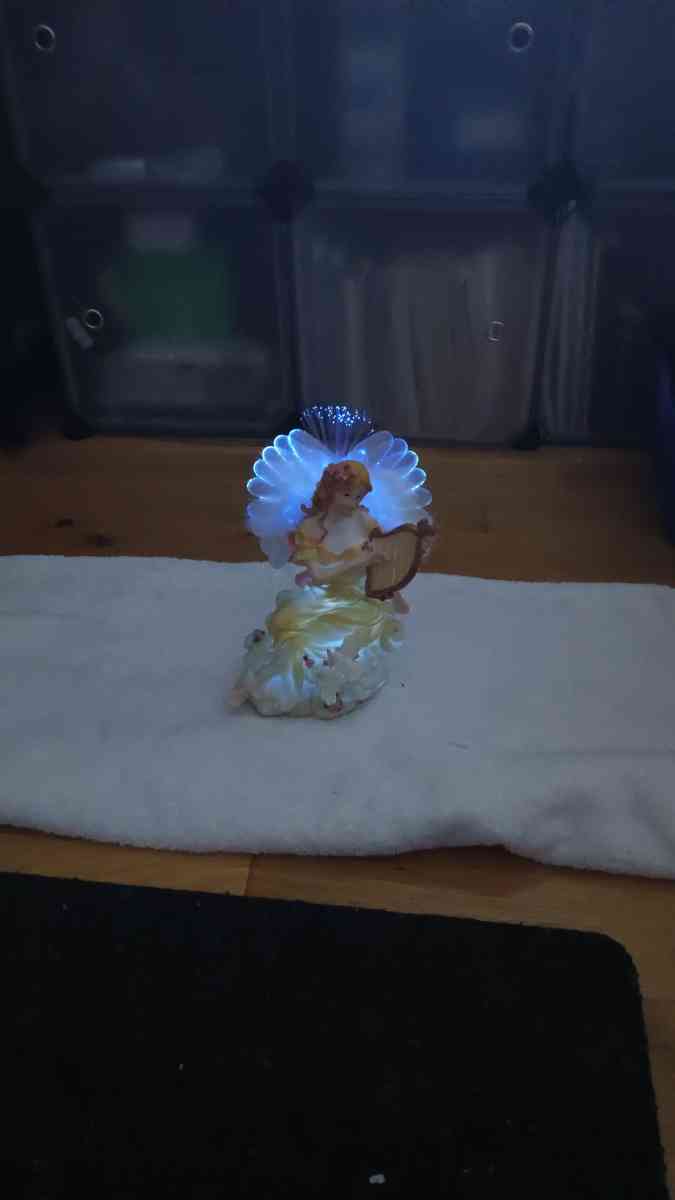 Angel change colors - Glen Cove, New York - FleaMarketBay