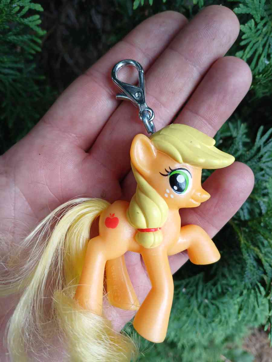 MLP My Little Pony AJ  Brushable 2011 2 inch Hasbro Upcycled - Kingston, Pennsylvania - FleaMarketBay