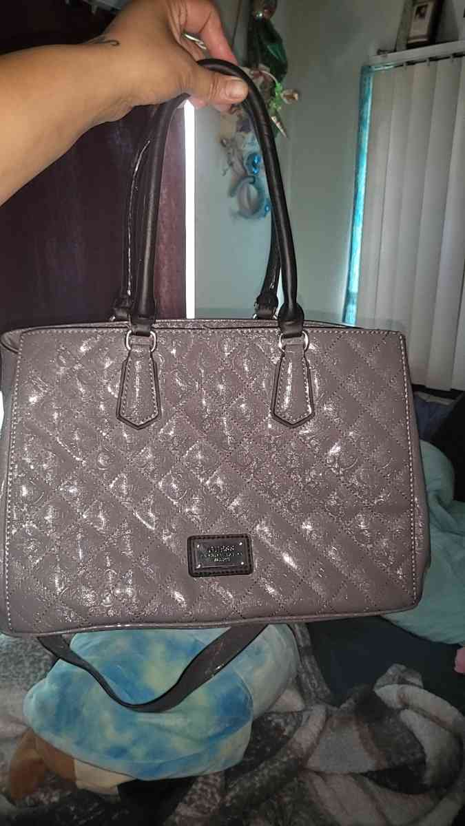 Womens Guess purse - San Gabriel, California