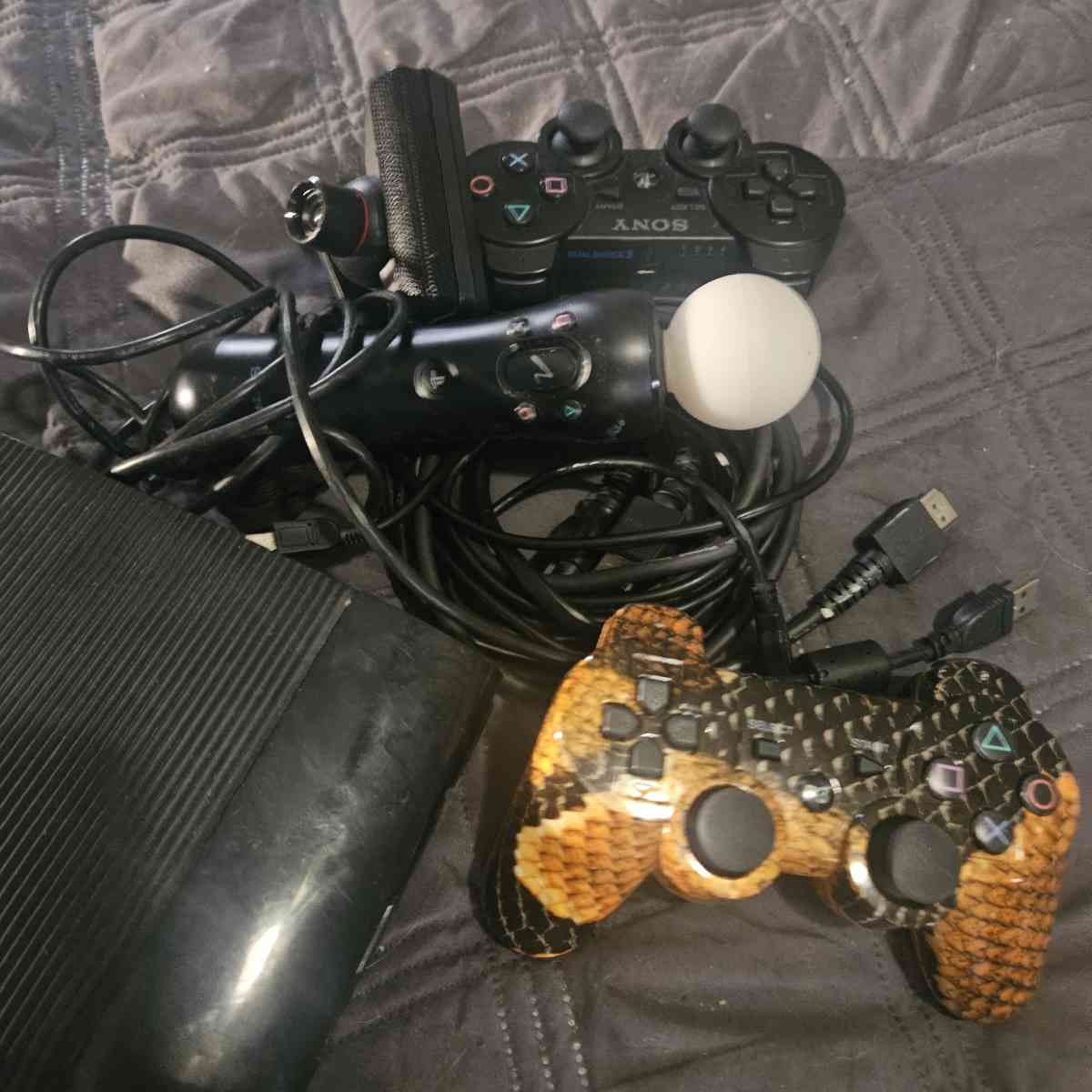 PS3 w 27 games 2 controllers  other accessories - Carrollton, Georgia - FleaMarketBay