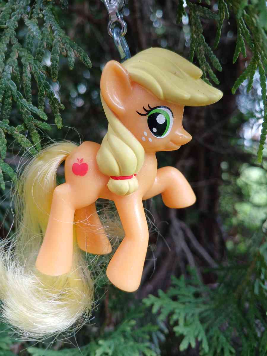 MLP My Little Pony AJ  Brushable 2011 2 inch Hasbro Upcycled - Kingston, Pennsylvania - FleaMarketBay
