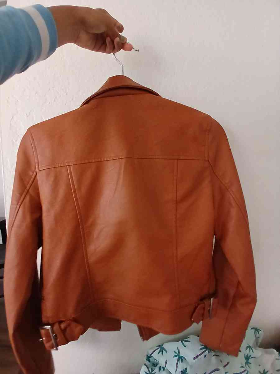 Leather jacket dark brown medium size - San Juan Capistrano, California - FleaMarketBay