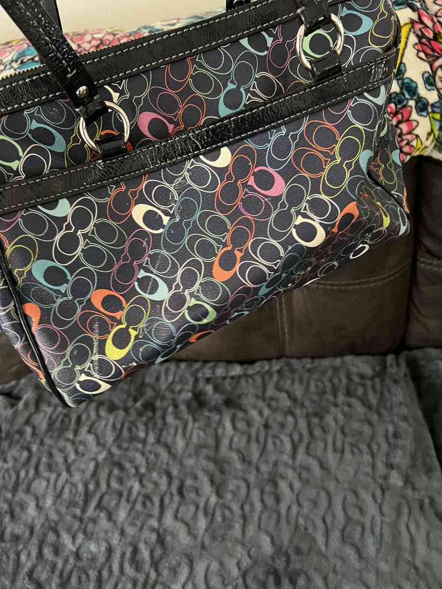 coach purse - Madisonville, Tennessee - FleaMarketBay