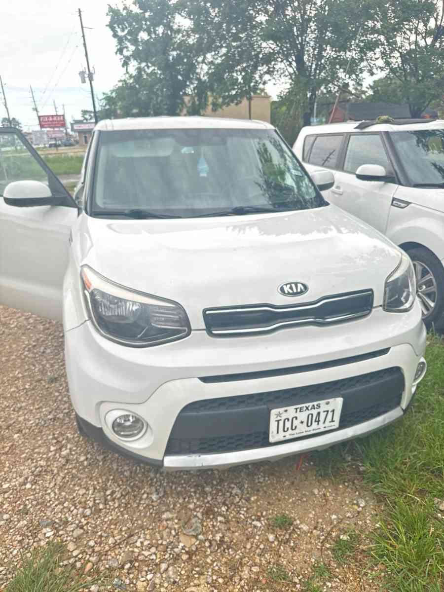 2018 Kia soul - Houston, Texas - FleaMarketBay