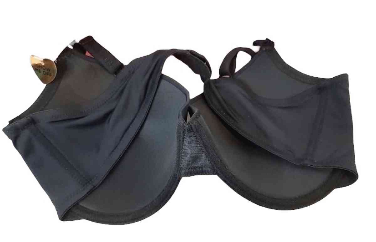 Juicy Couture NWT Bra Set Pink W Logo  Black Size 40C - Chicago Heights, Illinois - FleaMarketBay