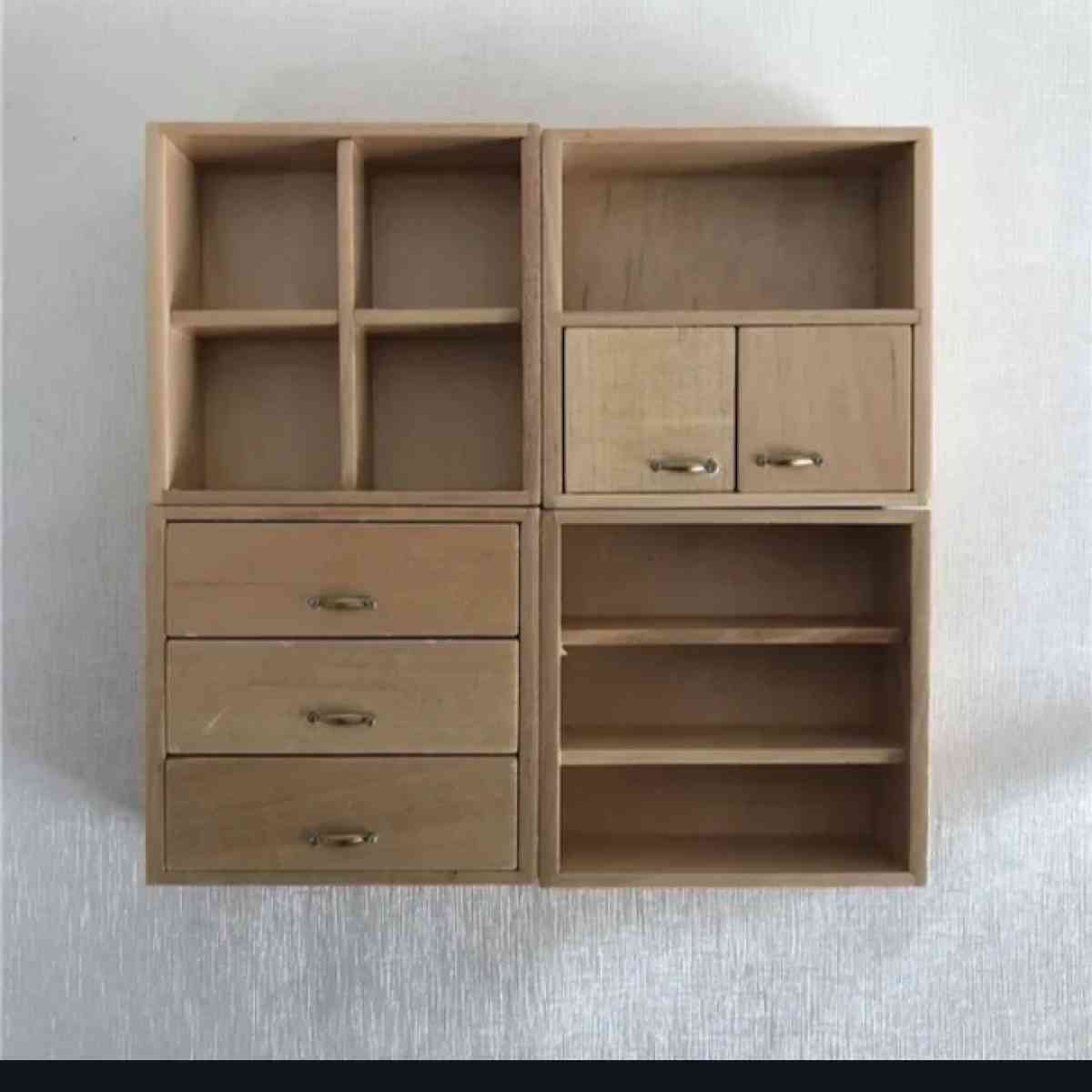 WOODEN SHELVES - Alliance, Ohio - FleaMarketBay