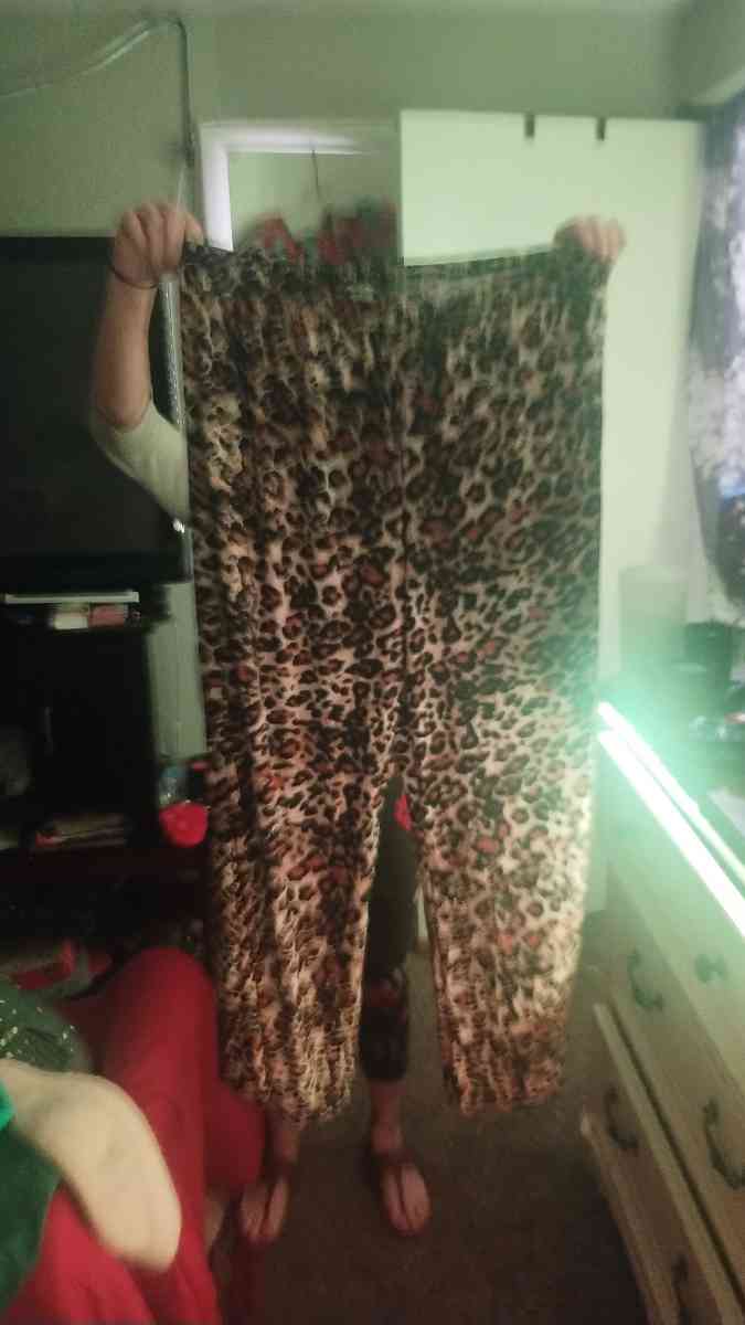 womans fashion XXL to 5xl part 3 - Jacksonville, Florida - FleaMarketBay