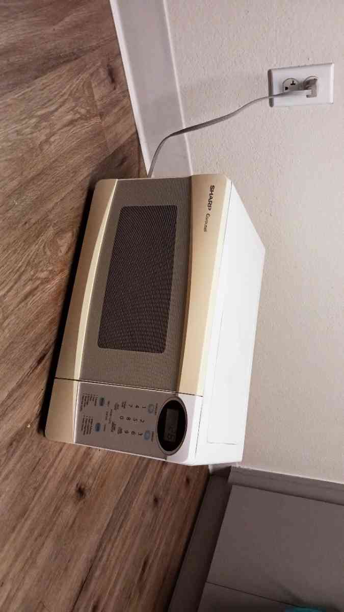 microwave Oven - Stockton, California - FleaMarketBay