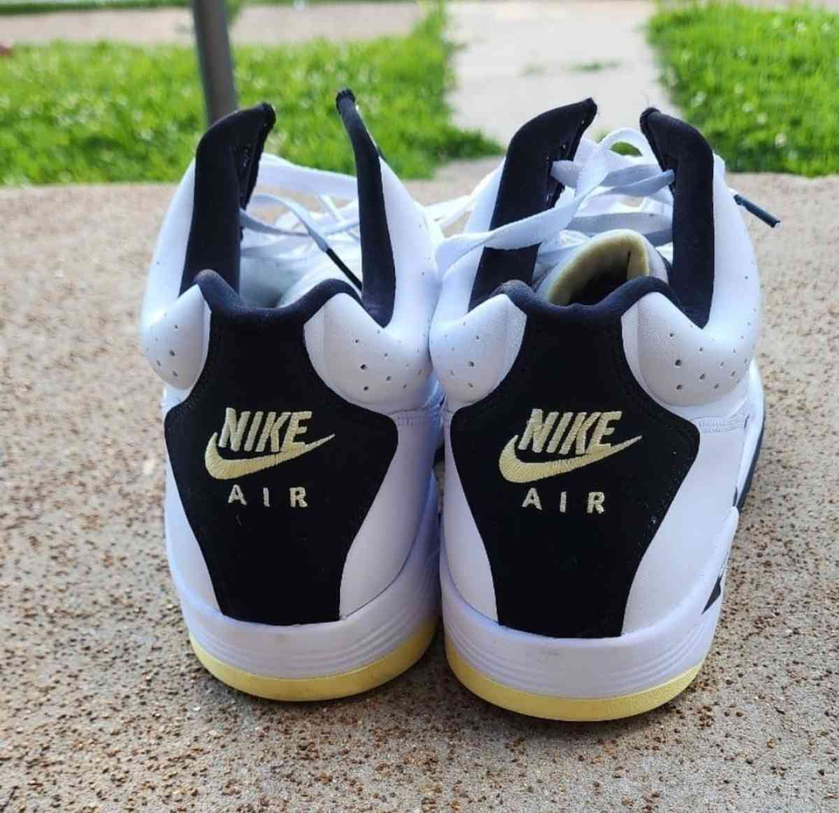 Nike Air Flight Lite MidWhite Lemon Black White SIZE 13 - Saint Louis, Missouri - FleaMarketBay