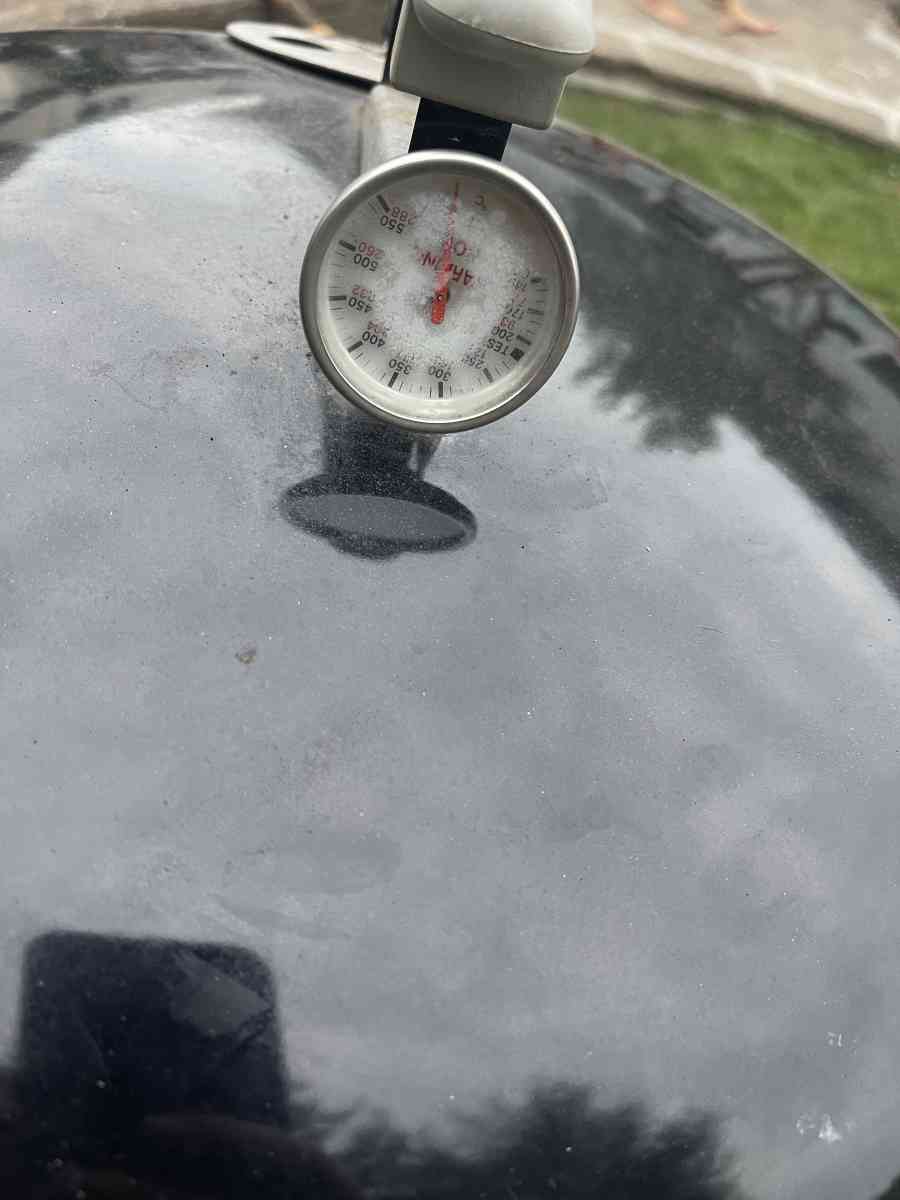 Weber 22 inch charcoal grill - Lyndhurst, New Jersey - FleaMarketBay