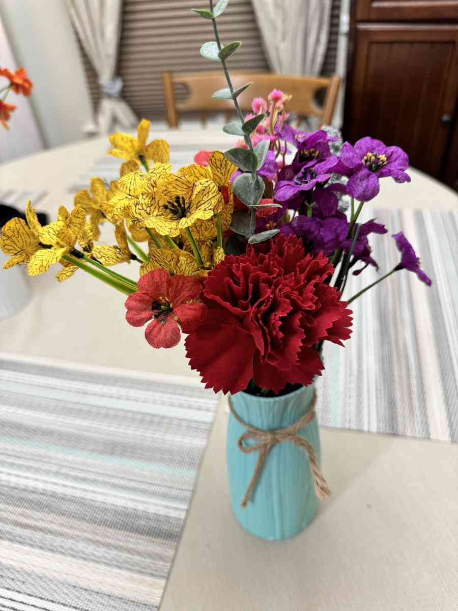 Beautil Artificial Flower Arrangements - Richmond, Virginia - FleaMarketBay