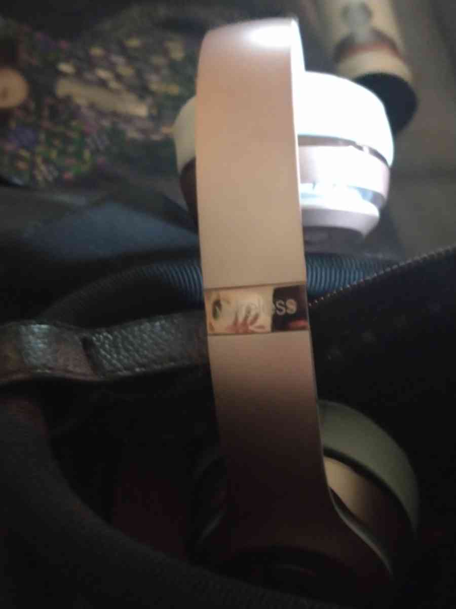 beats wireless headphones - Antioch, Tennessee - FleaMarketBay