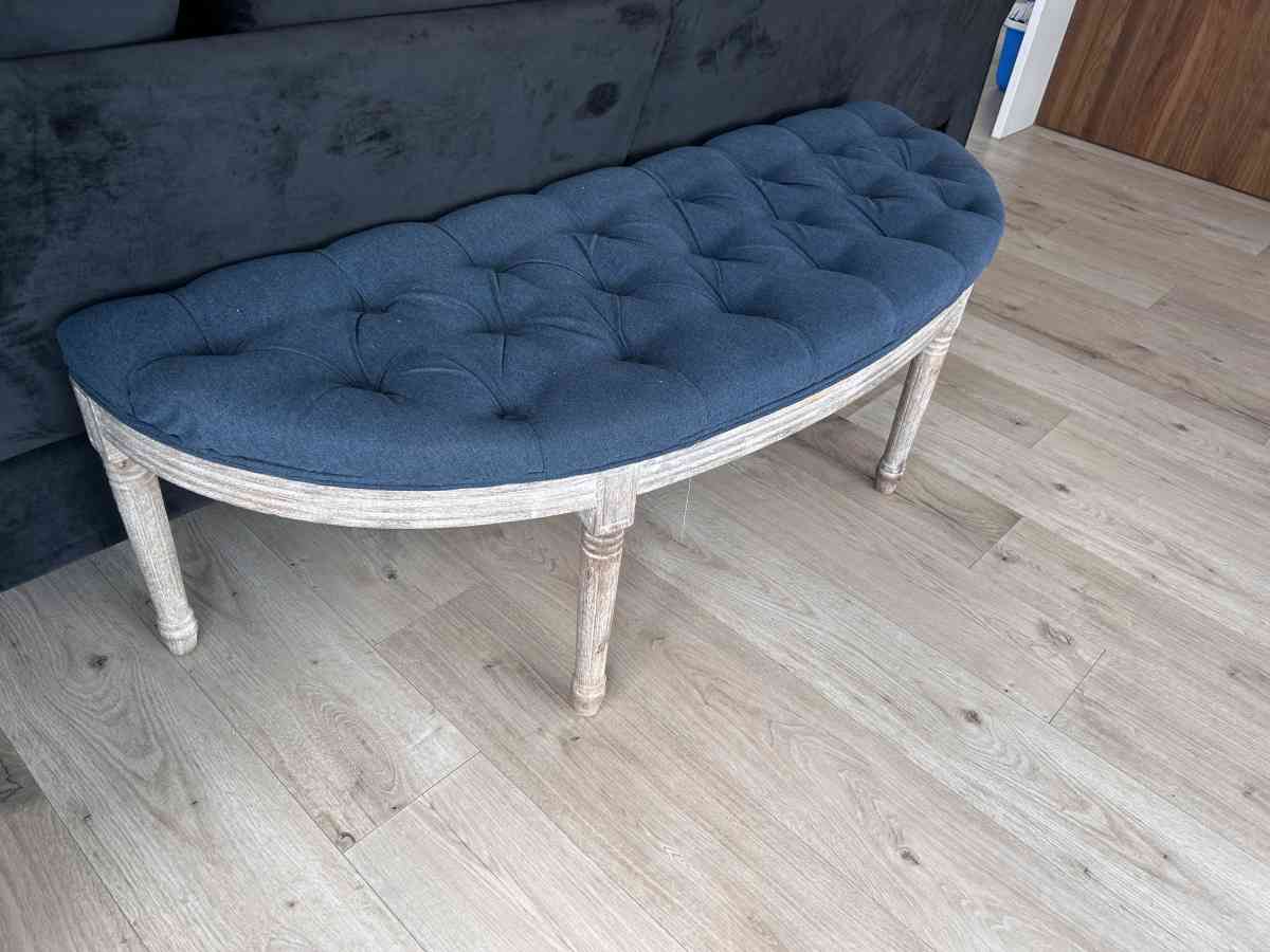 bench - Newark, New Jersey - FleaMarketBay