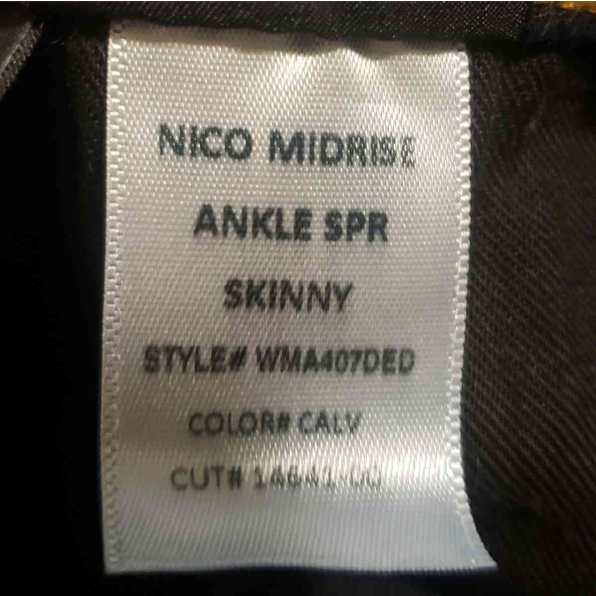 Hudson Nico MidRise Super Skinny Jean Size 28 - Newberry, Florida - FleaMarketBay