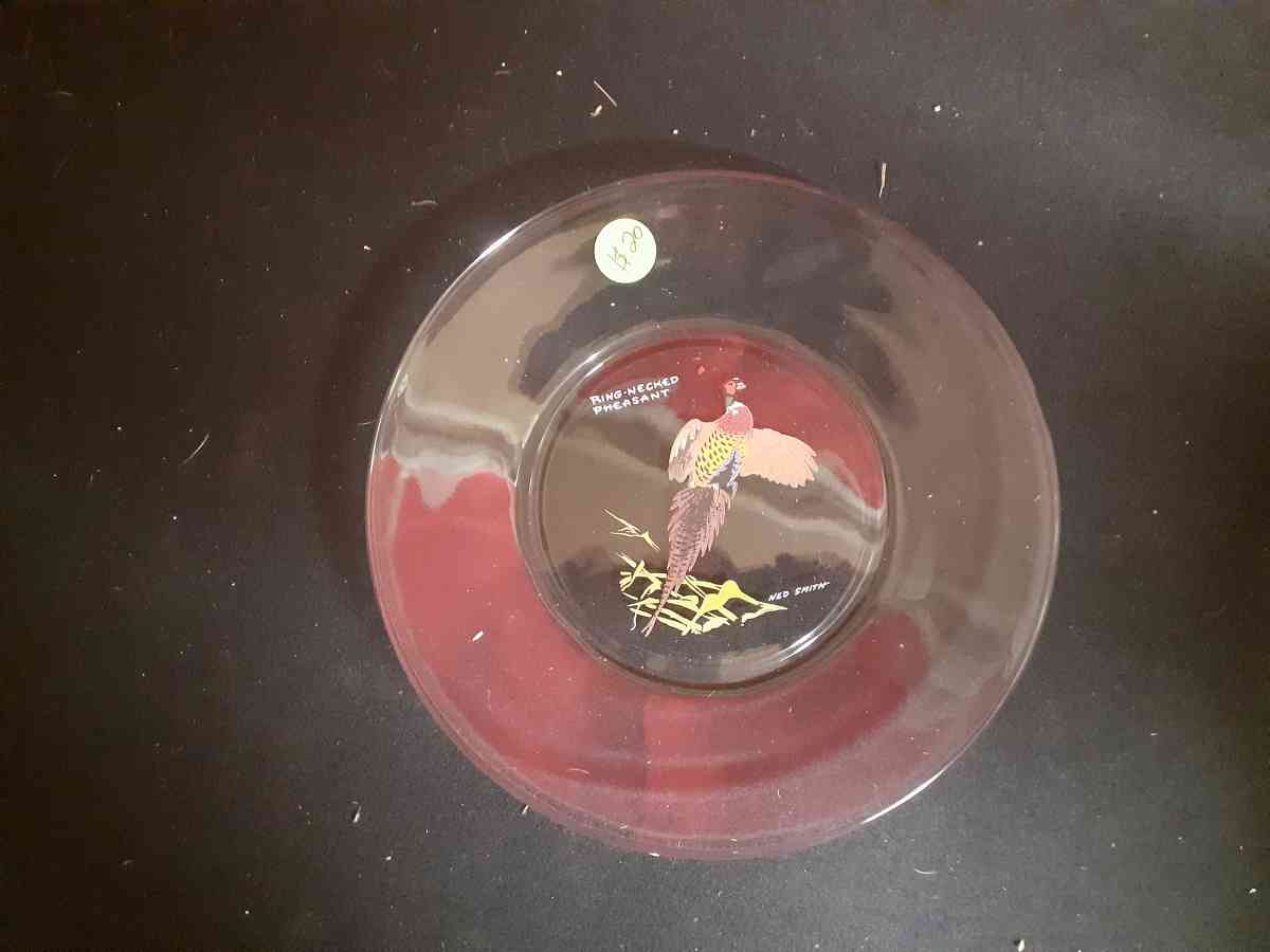 Collectible Plates - Fredonia, Pennsylvania - FleaMarketBay