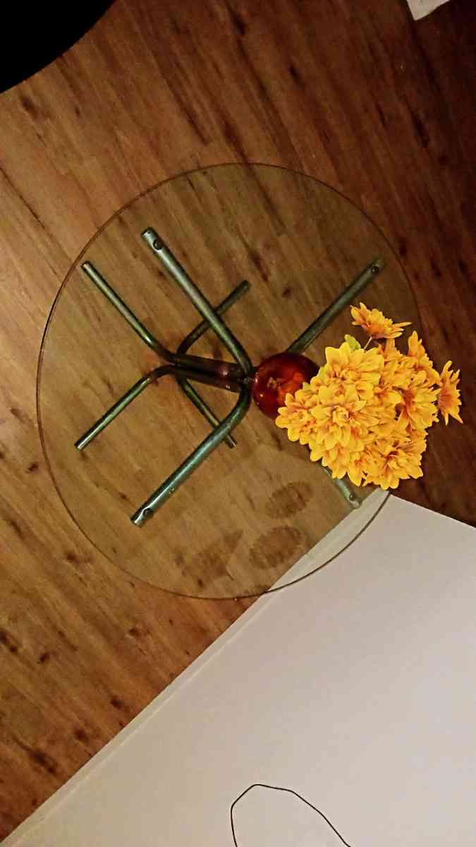 Table Glass - Stockton, California - FleaMarketBay