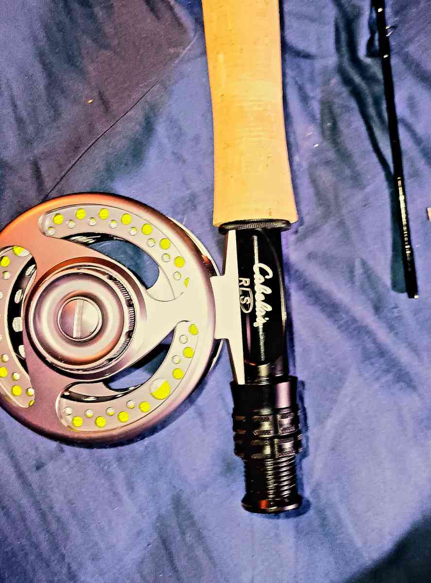 Cabelas RLS with case - Clackamas, Oregon - FleaMarketBay