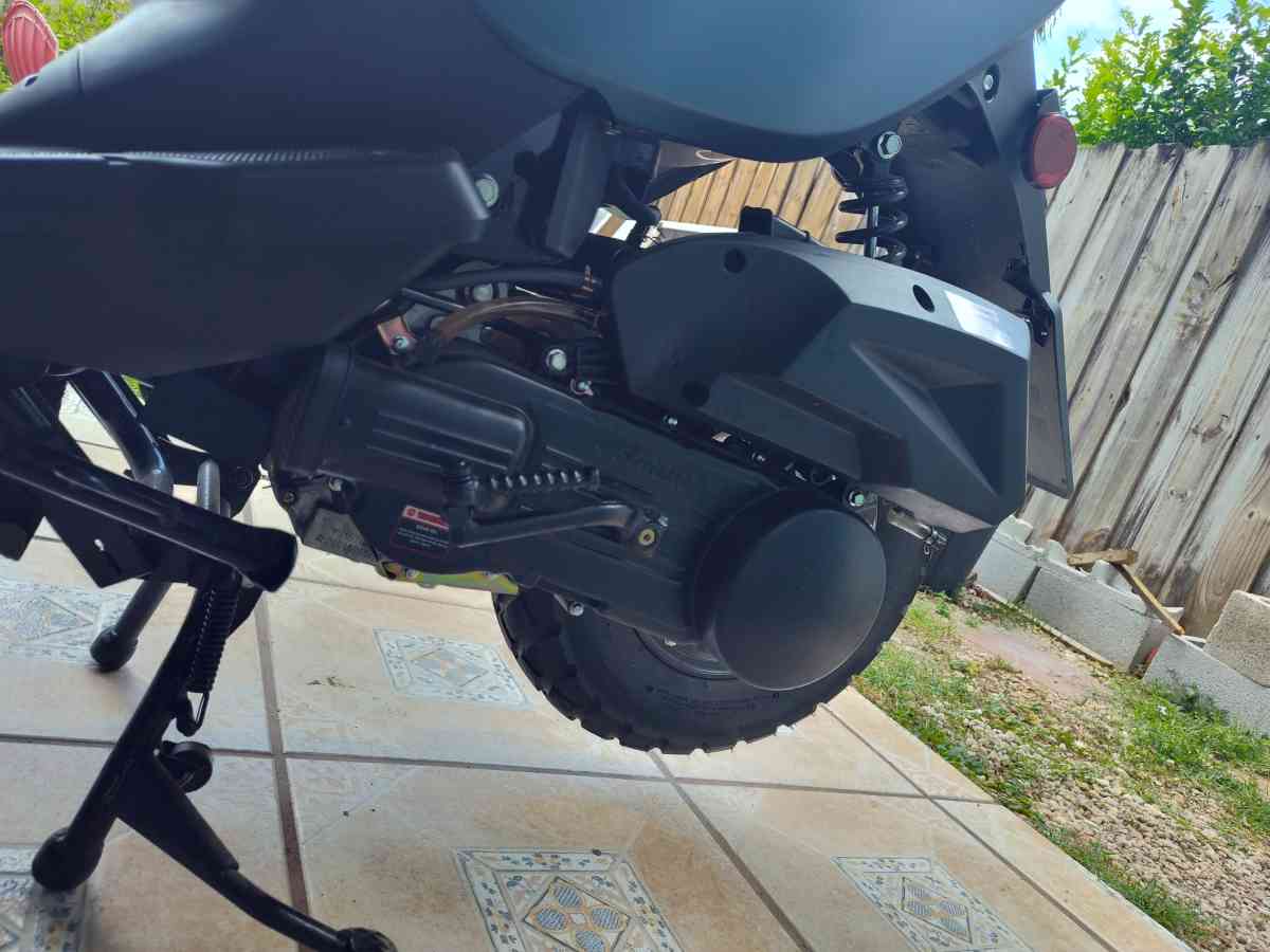 SCOTER 150 CC - Miami, Florida - FleaMarketBay