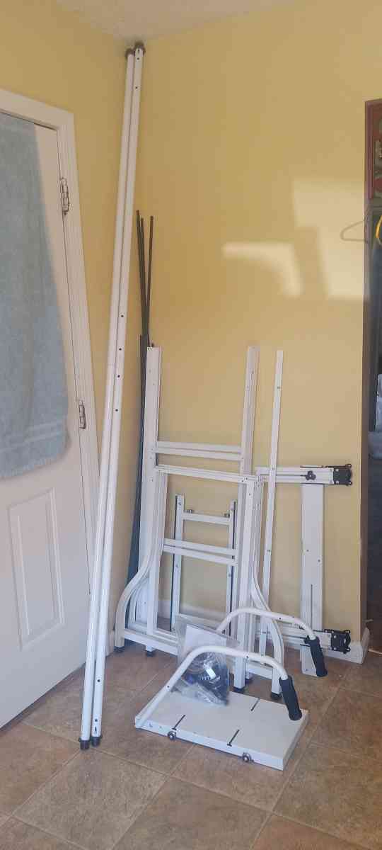 Quilting Frame - Camden, Indiana - FleaMarketBay