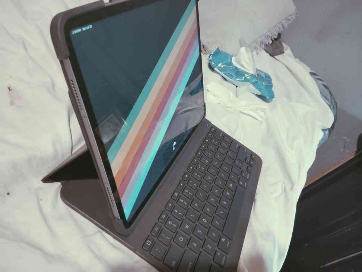 APPLE IPAD PRO - Clearwater, Florida - FleaMarketBay