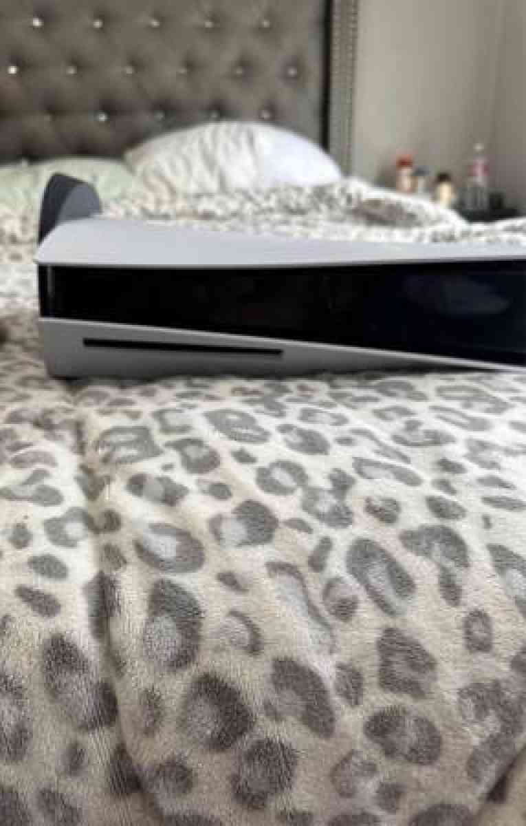 PlayStation 5 - Tampa, Florida - FleaMarketBay