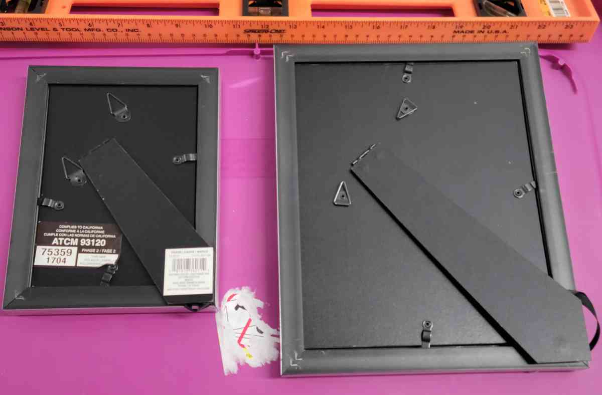 2 Contemporary Style Mirrored Picture Frames 5x7 and 8x10 - Kenner, Louisiana - FleaMarketBay