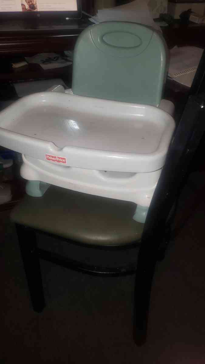 kids chair - Fort Wayne, Indiana