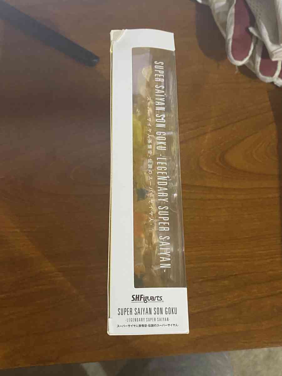 super saiyan goku figure - Zebulon, North Carolina - FleaMarketBay