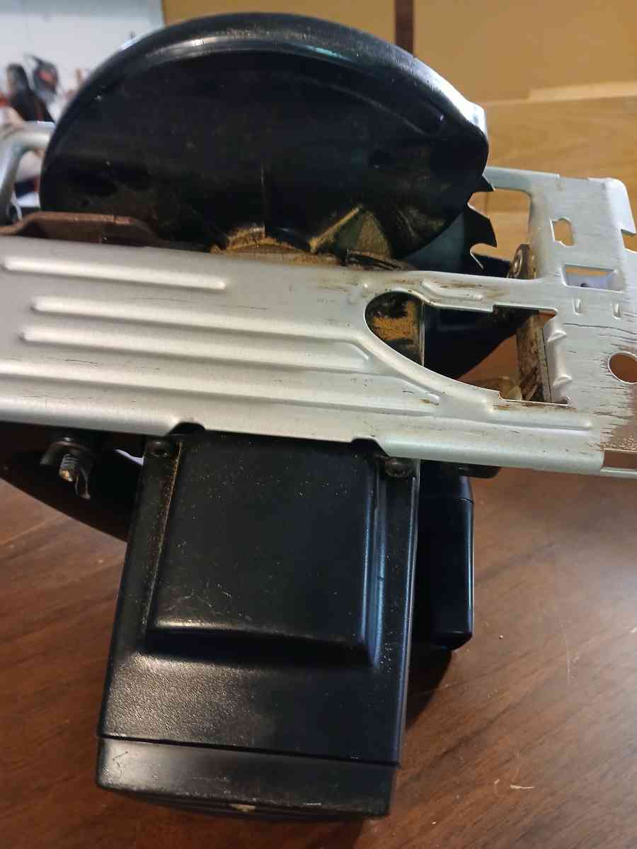 Fishing reels lures and other random gear - Millville, New Jersey - FleaMarketBay